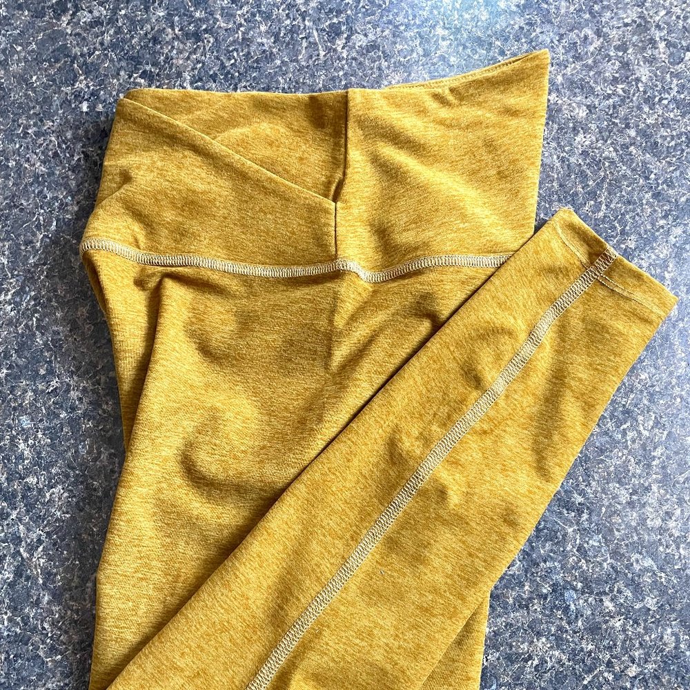 ~ BEYOND YOGA ~ Mustard Yellow Buttery Soft Leggings